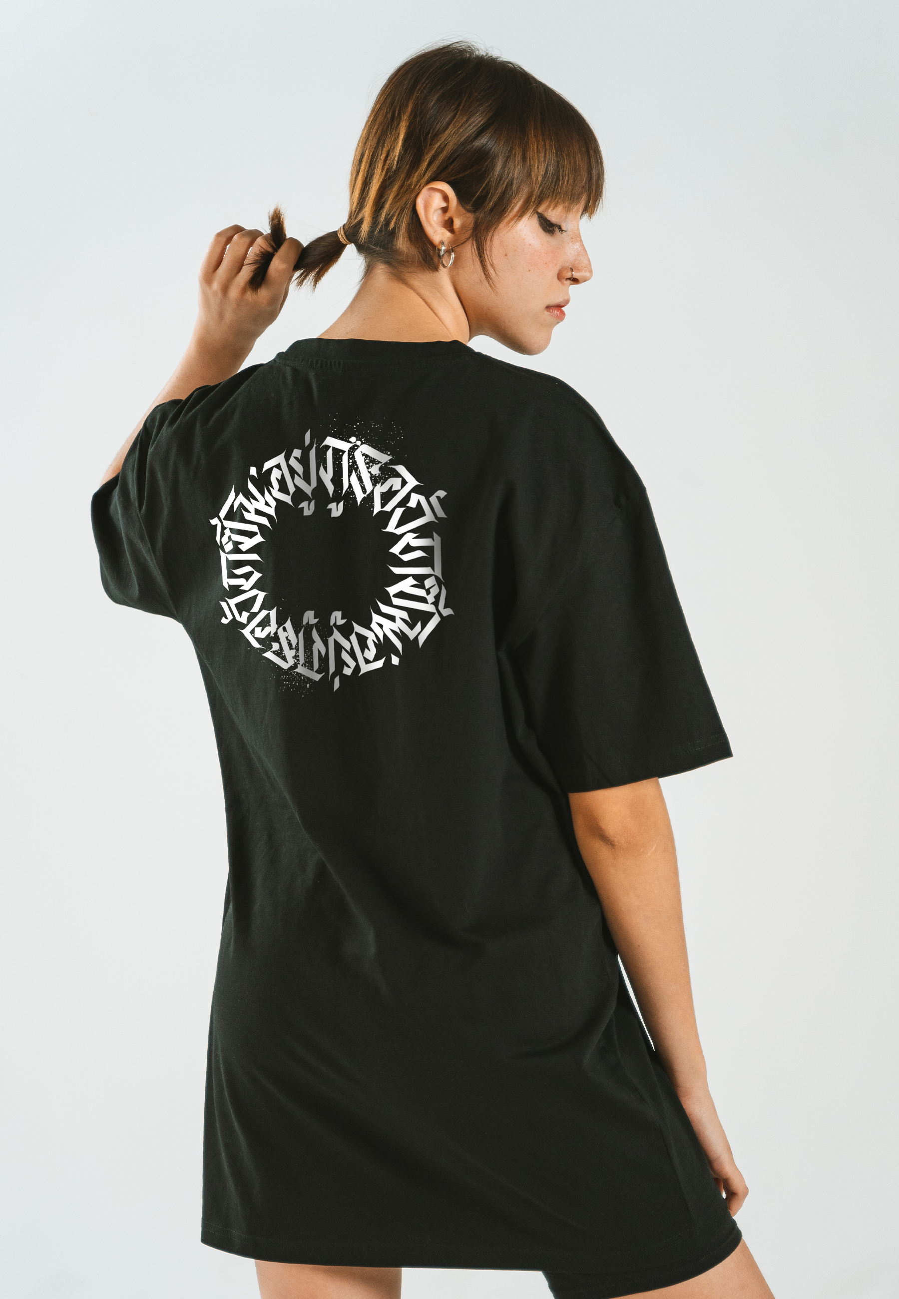 Oversized Women T-Shirt -Calligraphy R3