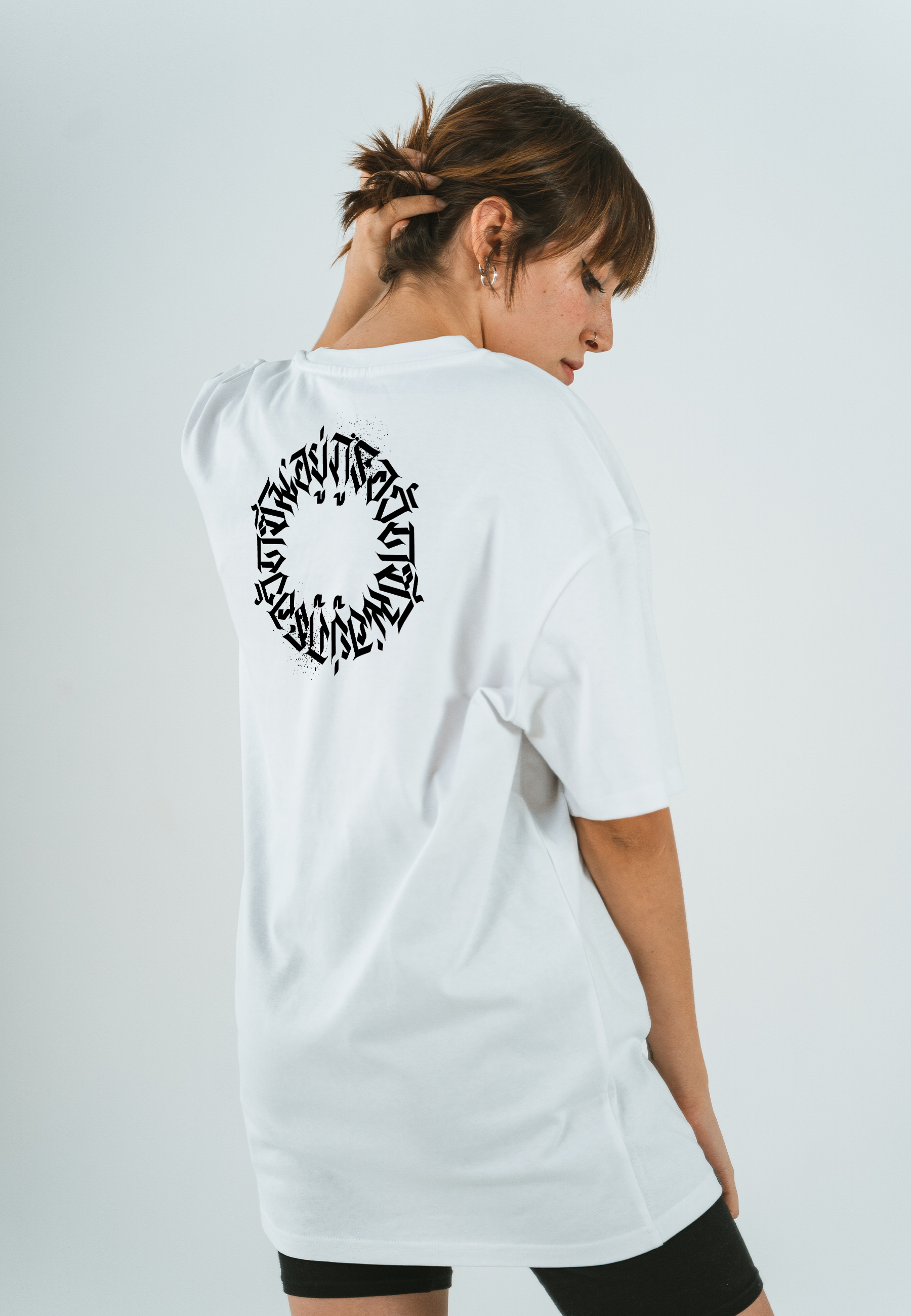 Oversized Women T-Shirt -Calligraphy R3